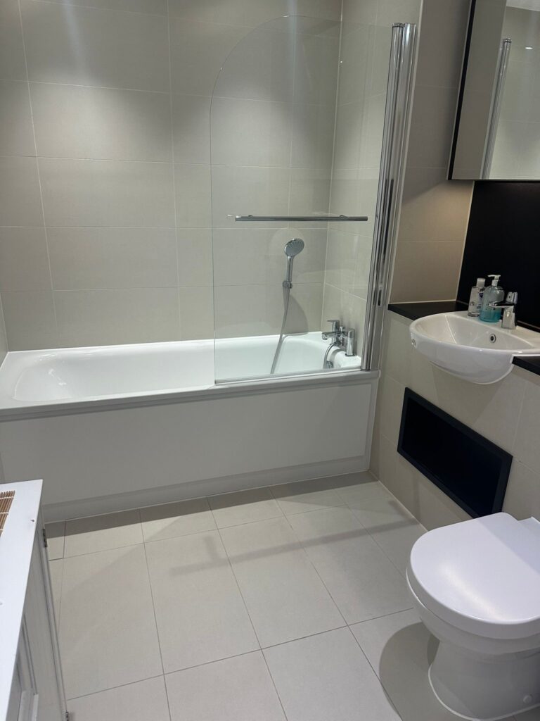 Deep Cleaning in Greenwich SE10 - Image 2