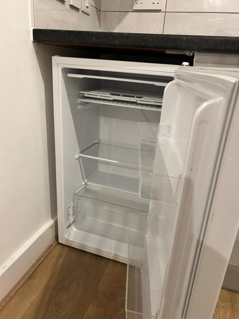 F&S - After Fridge Clean - 1